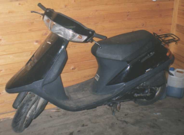 Honda Tact AF24 Stand Up